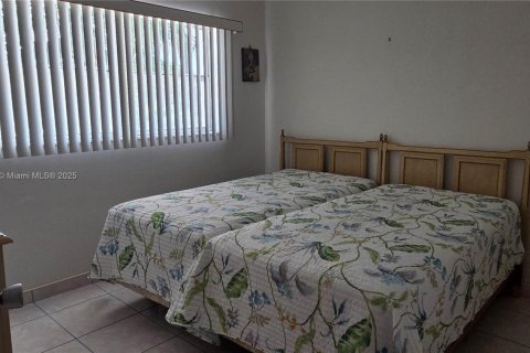 Condominio en venta en Deerfield Beach, Florida, 2 dormitorios, 84.26 m2 № 2076912 - foto 10