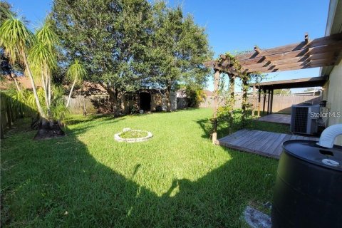 House in Palmetto, Florida 3 bedrooms, 115.94 sq.m. № 1906498 - photo 2