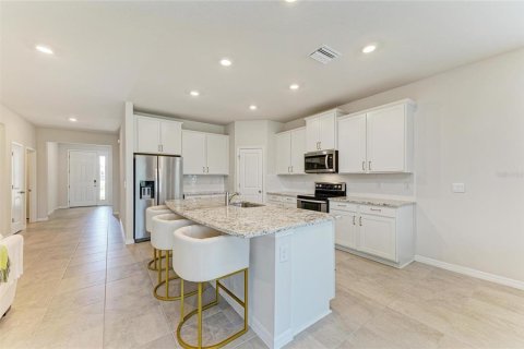 House in Bradenton, Florida 4 bedrooms, 189.99 sq.m. № 1732830 - photo 17