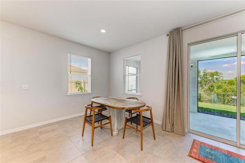 House in Bradenton, Florida 4 bedrooms, 189.99 sq.m. № 1732830 - photo 12