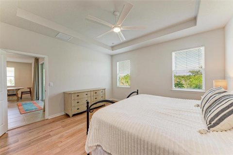House in Bradenton, Florida 4 bedrooms, 189.99 sq.m. № 1732830 - photo 24