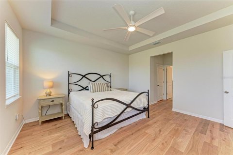 House in Bradenton, Florida 4 bedrooms, 189.99 sq.m. № 1732830 - photo 25