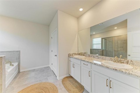 House in Bradenton, Florida 4 bedrooms, 189.99 sq.m. № 1732830 - photo 28