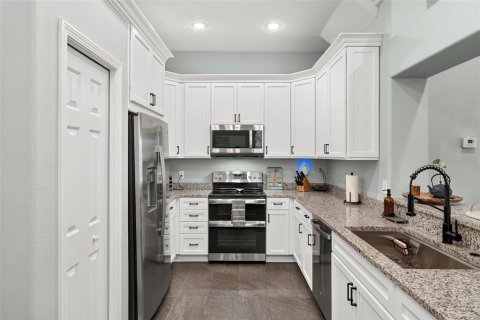 Adosado en venta en Tarpon Springs, Florida, 3 dormitorios, 183.67 m2 № 2347932 - foto 15
