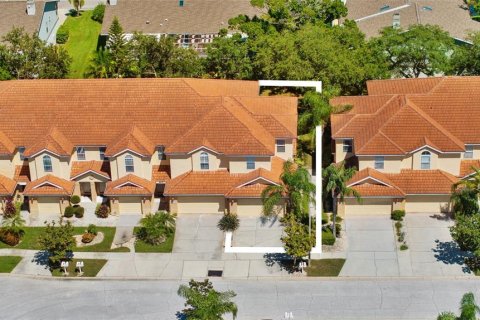 Adosado en venta en Tarpon Springs, Florida, 3 dormitorios, 183.67 m2 № 2347932 - foto 3