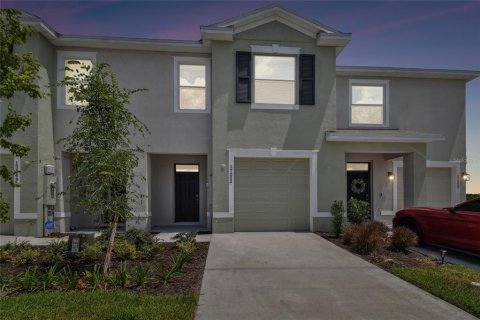 Touwnhouse à louer à Land O' Lakes, Floride: 3 chambres, 155.43 m2 № 2387319 - photo 3