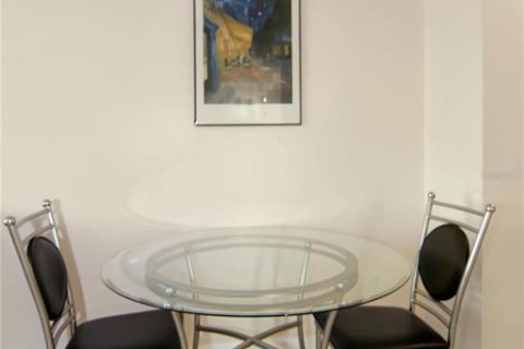 Condo in Tampa, Florida, 2 bedrooms  № 1815791 - photo 13