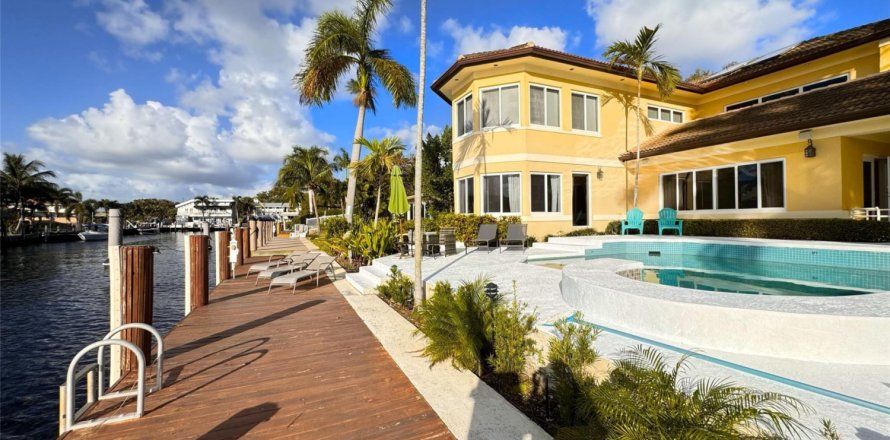 Casa en Pompano Beach, Florida 3 dormitorios, 329.43 m2 № 1231264