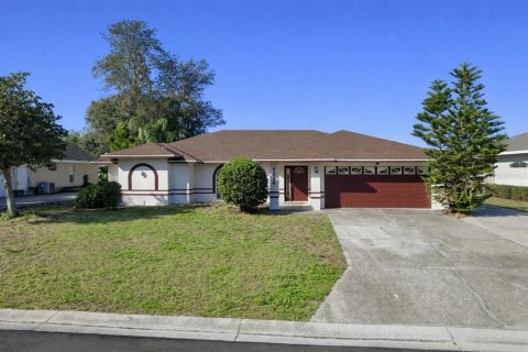 Casa en Lakeland, Florida 3 dormitorios, 180.69 m2 № 2143320
