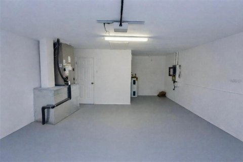 Casa en venta en Lakeland, Florida, 3 dormitorios, 180.69 m2 № 2143320 - foto 11
