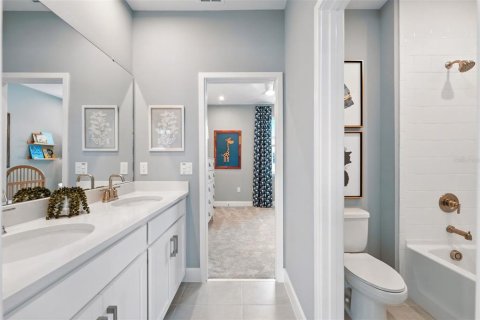 Adosado en venta en Celebration, Florida, 3 dormitorios, 153.38 m2 № 2202656 - foto 17