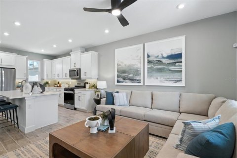 Adosado en venta en Celebration, Florida, 3 dormitorios, 153.38 m2 № 2202656 - foto 11
