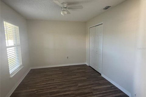House in Palm Coast, Florida 4 bedrooms, 160.72 sq.m. № 2376633 - photo 14