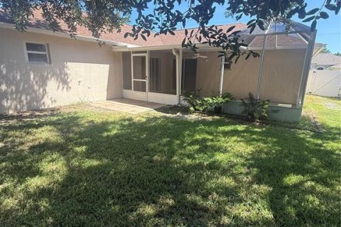 House in Palm Coast, Florida 4 bedrooms, 160.72 sq.m. № 2376633 - photo 22