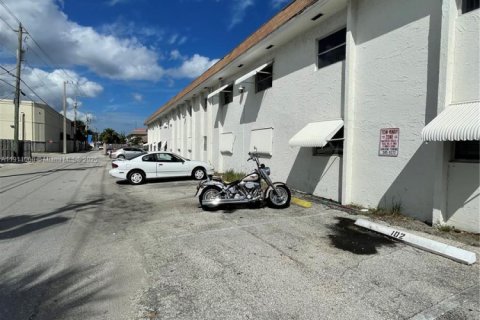 Condo in North Palm Beach, Florida, 2 bedrooms  № 1967966 - photo 26