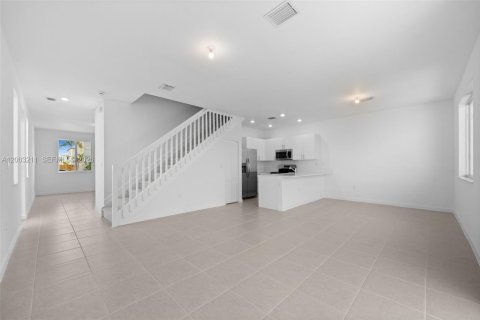 Touwnhouse à vendre à Homestead, Floride: 4 chambres, 166.3 m2 № 2090460 - photo 10