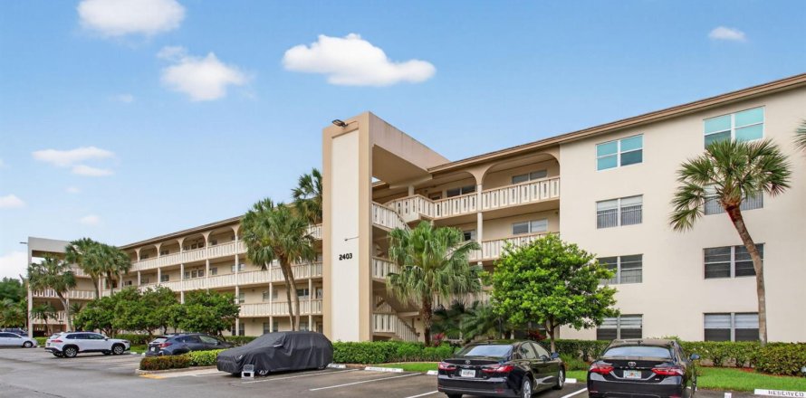 Condominio en Coconut Creek, Florida, 2 dormitorios № 2181717