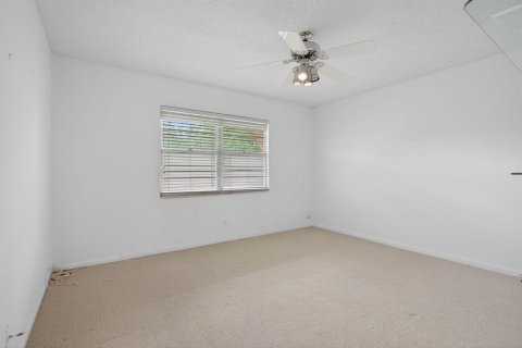 Condominio en venta en Coconut Creek, Florida, 2 dormitorios, 107.77 m2 № 2181717 - foto 12