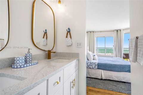 Copropriété à louer à Hutchinson Island South, Floride: 2 chambres, 110.27 m2 № 2153916 - photo 22