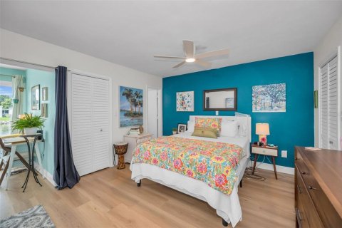 House in Dunedin, Florida 1 bedroom, 77.85 sq.m. № 2219683 - photo 26