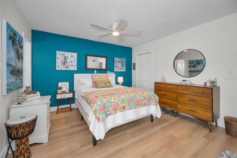 House in Dunedin, Florida 1 bedroom, 77.85 sq.m. № 2219683 - photo 27
