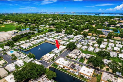 House in Dunedin, Florida 1 bedroom, 77.85 sq.m. № 2219683 - photo 2