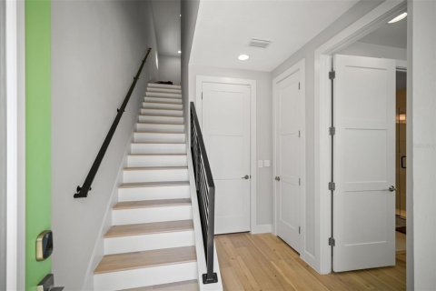 Adosado en alquiler en Tampa, Florida, 3 dormitorios, 194.82 m2 № 1903881 - foto 3