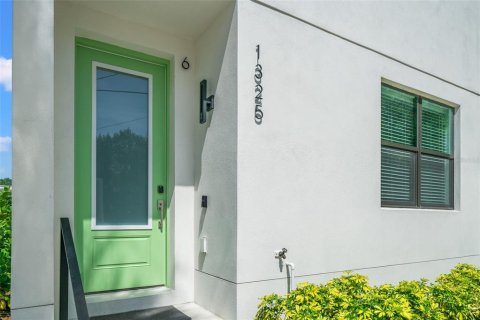 Adosado en alquiler en Tampa, Florida, 3 dormitorios, 194.82 m2 № 1903881 - foto 2