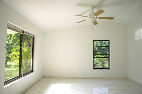 Villa ou maison à vendre à Homestead, Floride: 2 chambres, 82.59 m2 № 1941535 - photo 7
