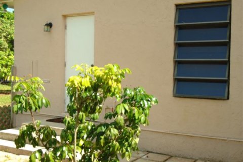 Villa ou maison à vendre à Homestead, Floride: 2 chambres, 82.59 m2 № 1941535 - photo 12