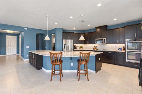 House in Lutz, Florida 4 bedrooms, 256.6 sq.m. № 2429299 - photo 6