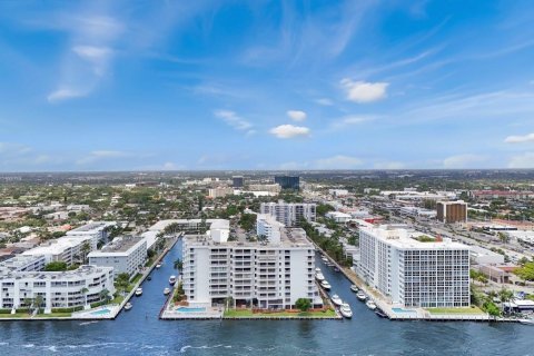 Condominio en venta en Fort Lauderdale, Florida, 2 dormitorios, 164.34 m2 № 1155656 - foto 1