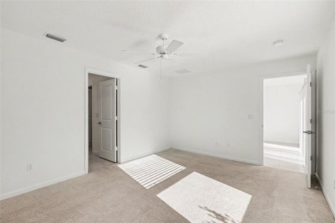 Villa ou maison à vendre à Palm Bay, Floride: 3 chambres, 134.8 m2 № 2393935 - photo 8