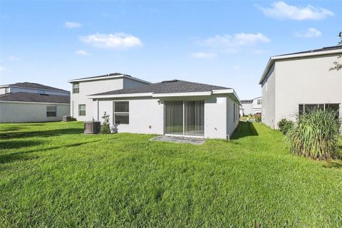 Villa ou maison à vendre à Palm Bay, Floride: 3 chambres, 134.8 m2 № 2393935 - photo 18
