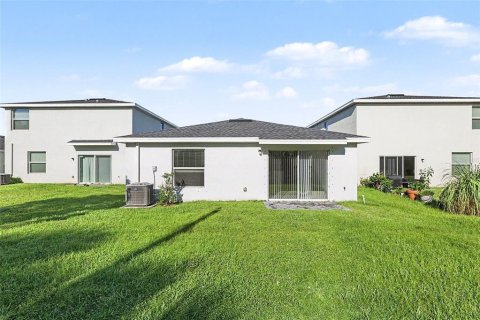 Villa ou maison à vendre à Palm Bay, Floride: 3 chambres, 134.8 m2 № 2393935 - photo 19