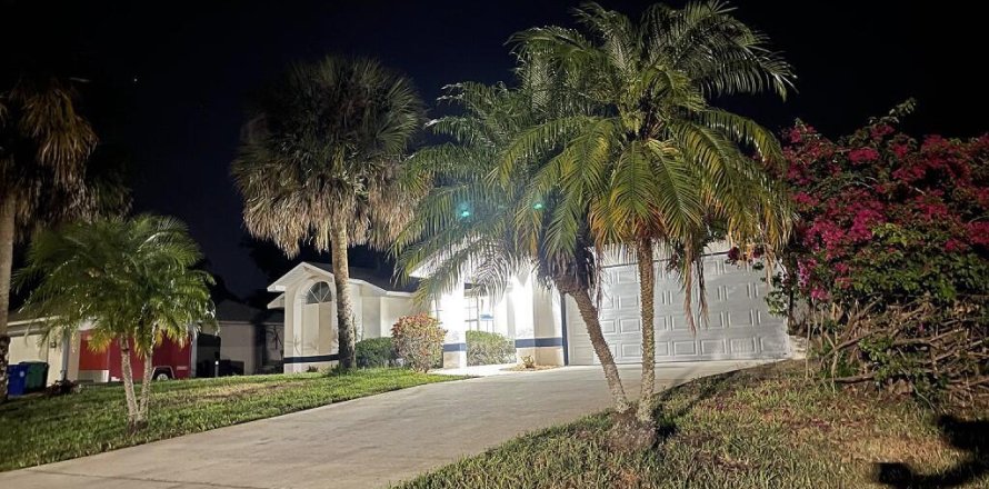 Villa ou maison à Sebastian, Floride 3 chambres, 176.24 m2 № 1210482