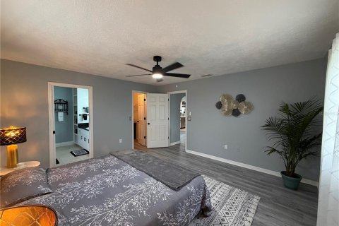 House in Summerfield, Florida 2 bedrooms, 120.4 sq.m. № 2391585 - photo 16