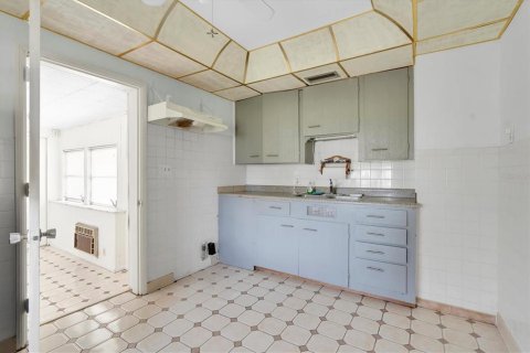 House in Saint Petersburg, Florida 2 bedrooms, 81.2 sq.m. № 1873698 - photo 8