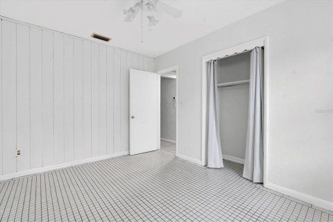 House in Saint Petersburg, Florida 2 bedrooms, 81.2 sq.m. № 1873698 - photo 14