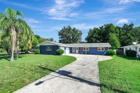 Villa ou maison à Winter Haven, Floride 3 chambres, 144.56 m2 № 2415054