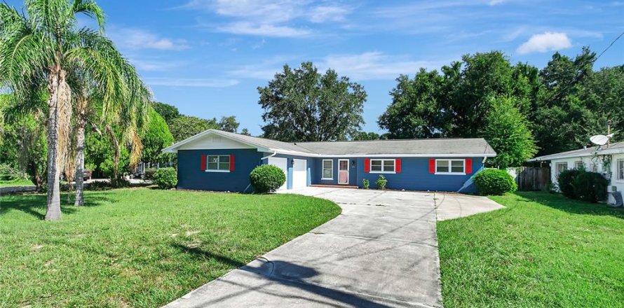 Villa ou maison à Winter Haven, Floride 3 chambres, 144.56 m2 № 2415054