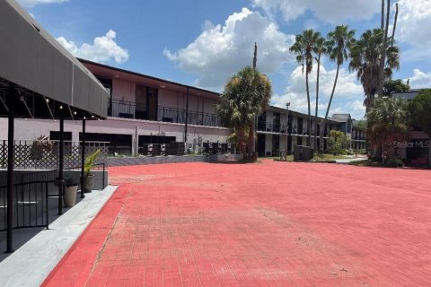 Immobilier commercial à vendre à Orlando, Floride: 10 chambres, 339.84 m2 № 2329572 - photo 11
