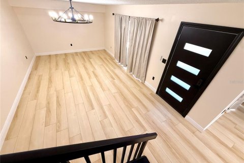 Townhouse in Palm Harbor, Florida 2 bedrooms, 124.86 sq.m. № 2381192 - photo 6
