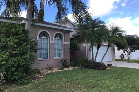 Villa ou maison à louer à Sarasota, Floride: 4 chambres, 167.04 m2 № 2272767 - photo 24