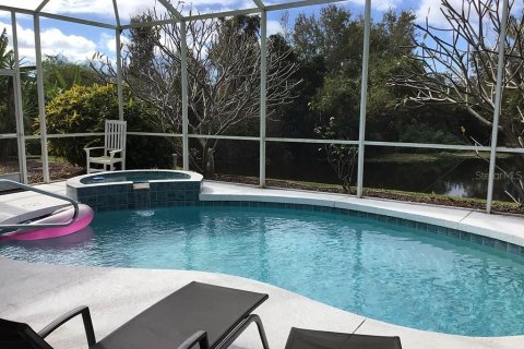 Villa ou maison à louer à Sarasota, Floride: 4 chambres, 167.04 m2 № 2272767 - photo 2