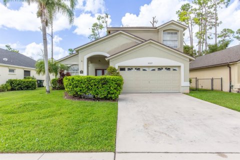 House in Wellington, Florida 3 bedrooms, 200.67 sq.m. № 2261734