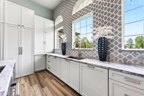 Villa ou maison à vendre à Orlando, Floride: 5 chambres, 416.57 m2 № 2314634 - photo 17