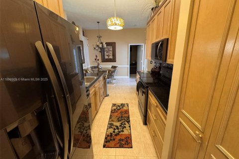 Villa ou maison à louer à Dania Beach, Floride: 3 chambres, 159.42 m2 № 1949608 - photo 5