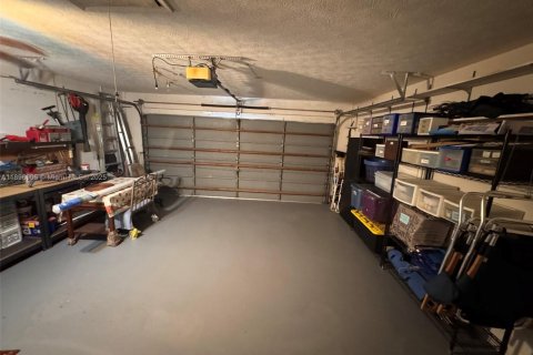 Villa ou maison à louer à Dania Beach, Floride: 3 chambres, 159.42 m2 № 1949608 - photo 15