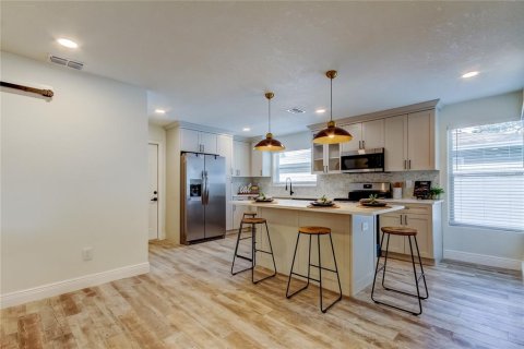 Villa ou maison à vendre à Clearwater, Floride: 3 chambres, 131.92 m2 № 1900319 - photo 16